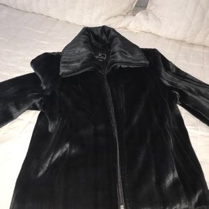 Faux fur UD short jacket, size M.